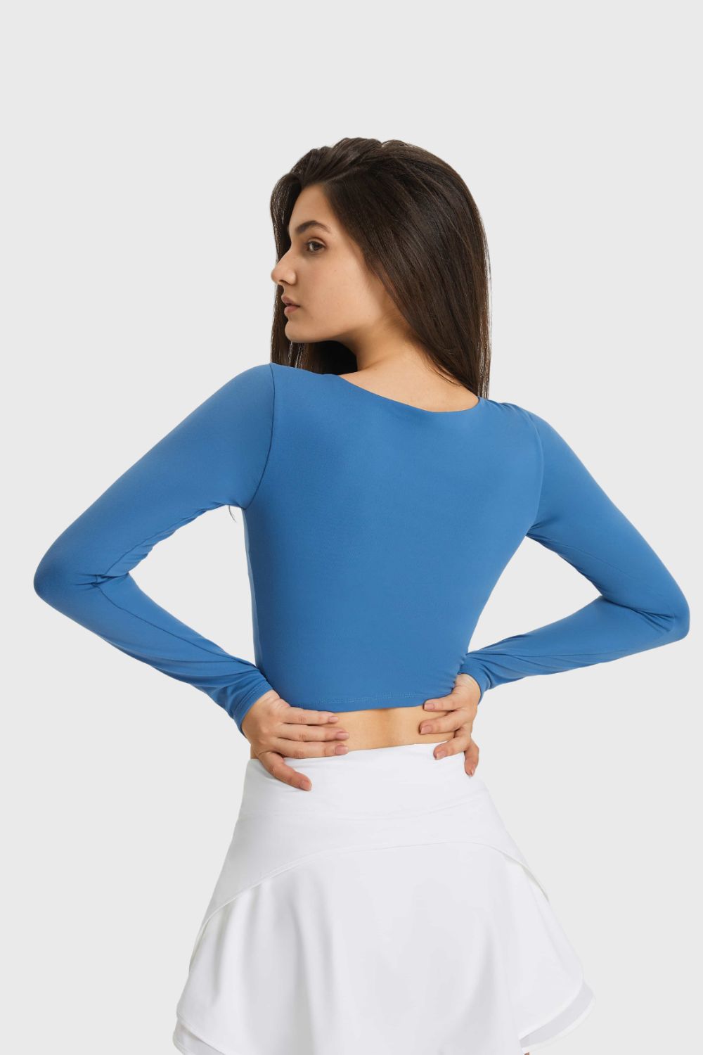 Millennia Cutout Long Sleeve Cropped Sports Top