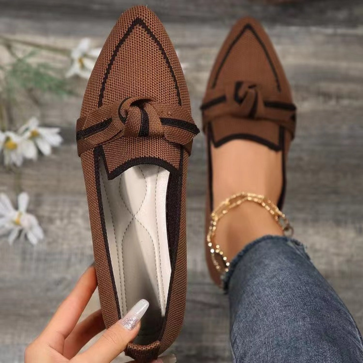 Bow Contrast Trim Point Toe Loafers - Shimmervee