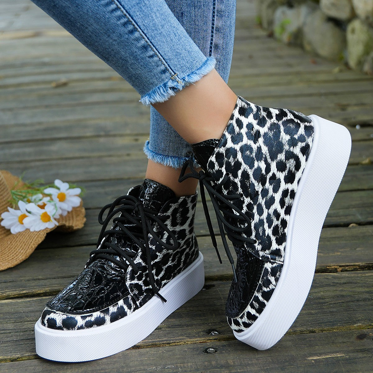 PU Leather Leopard Platform Sneakers - Shimmervee