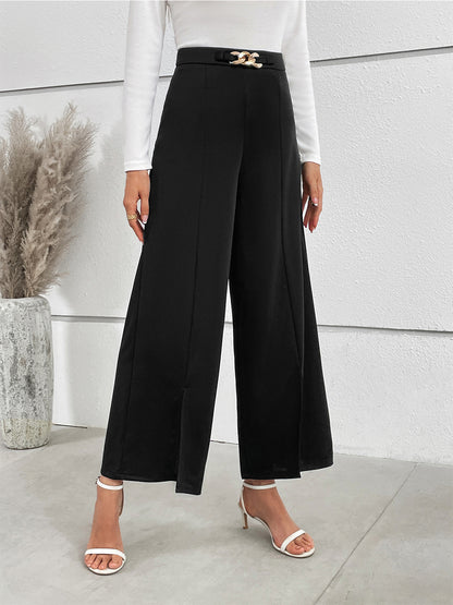 Honey Chain Detail Slit Straight Pants