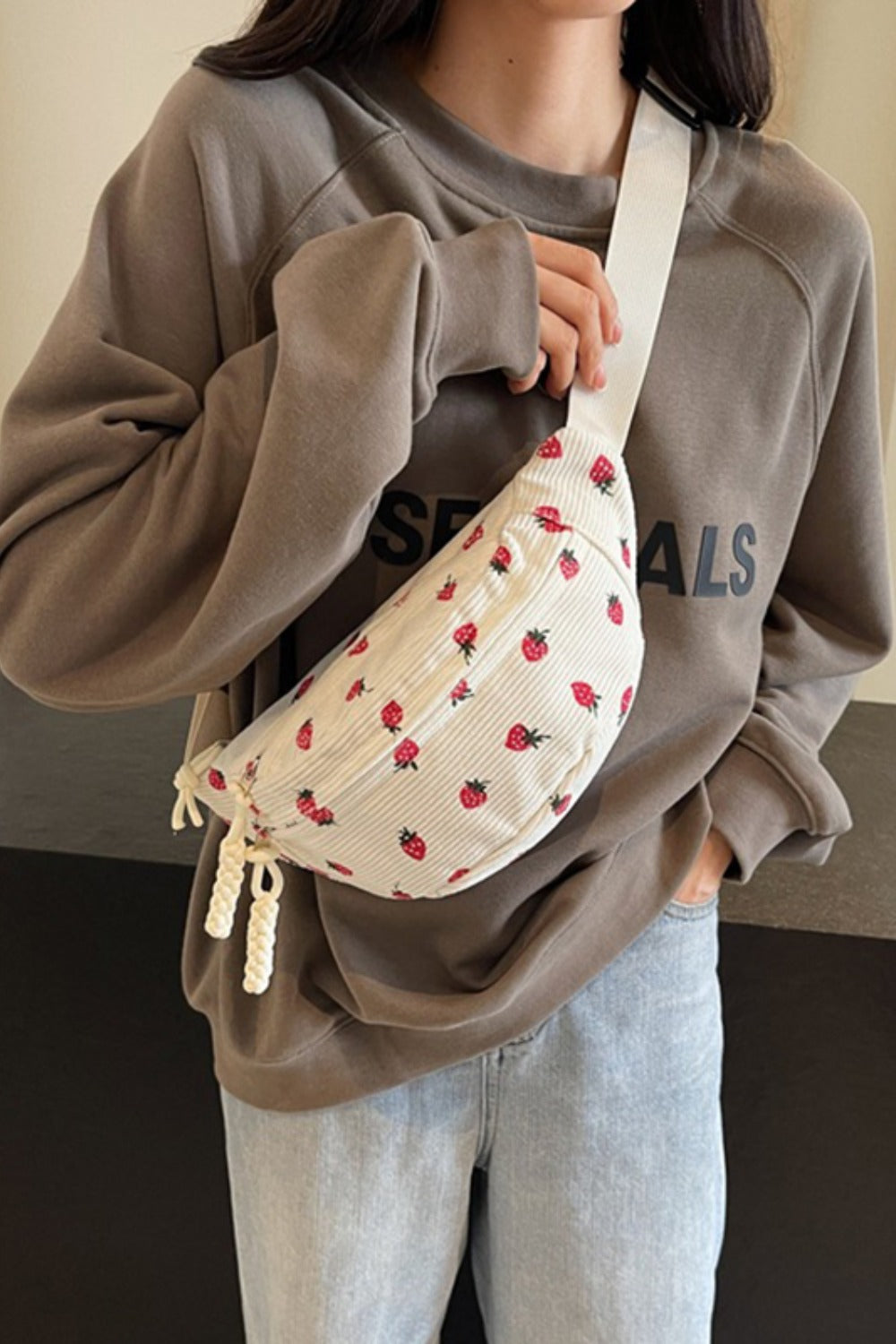 Printed Adjustable Strap Sling Bag - Shimmervee