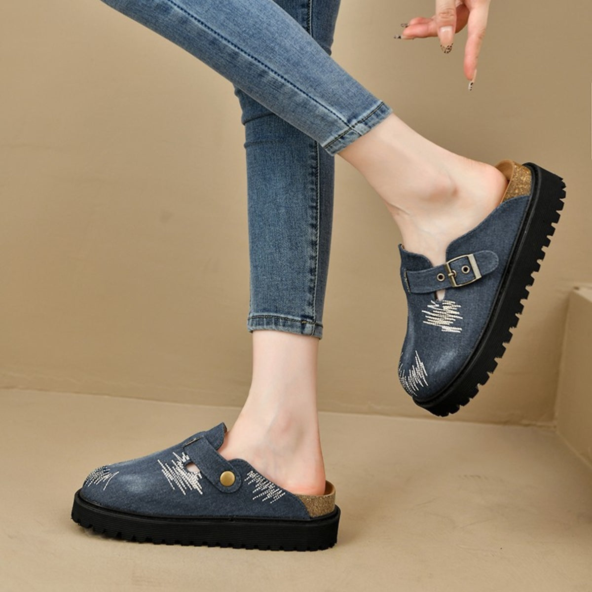 Round Toe Platform Loafers - Shimmervee