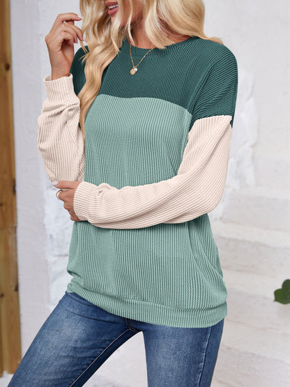 Lovelet Color Block Round Neck Long Sleeve Sweatshirt